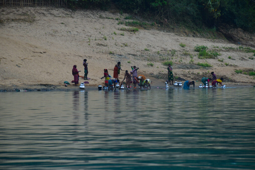 Children are plaing in Jaflong